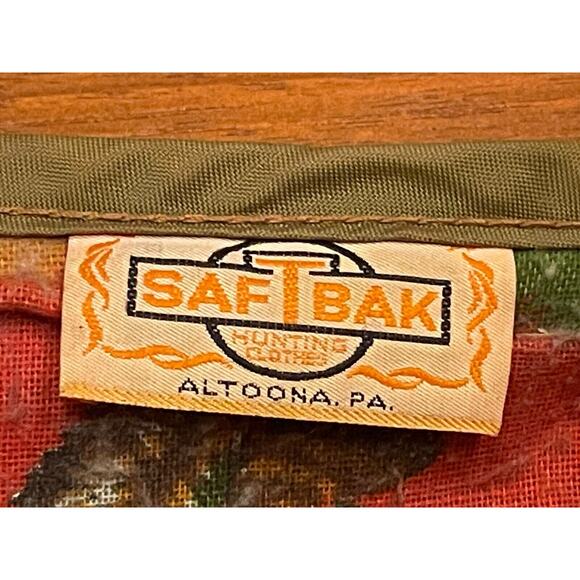 Vintage SafeTbak Hunting Best With Deer Patches And Pouch Safety Back - Picture 2 of 16